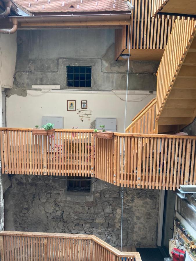 Gite Urbain Au 2Bis - Annecy Buitenkant foto