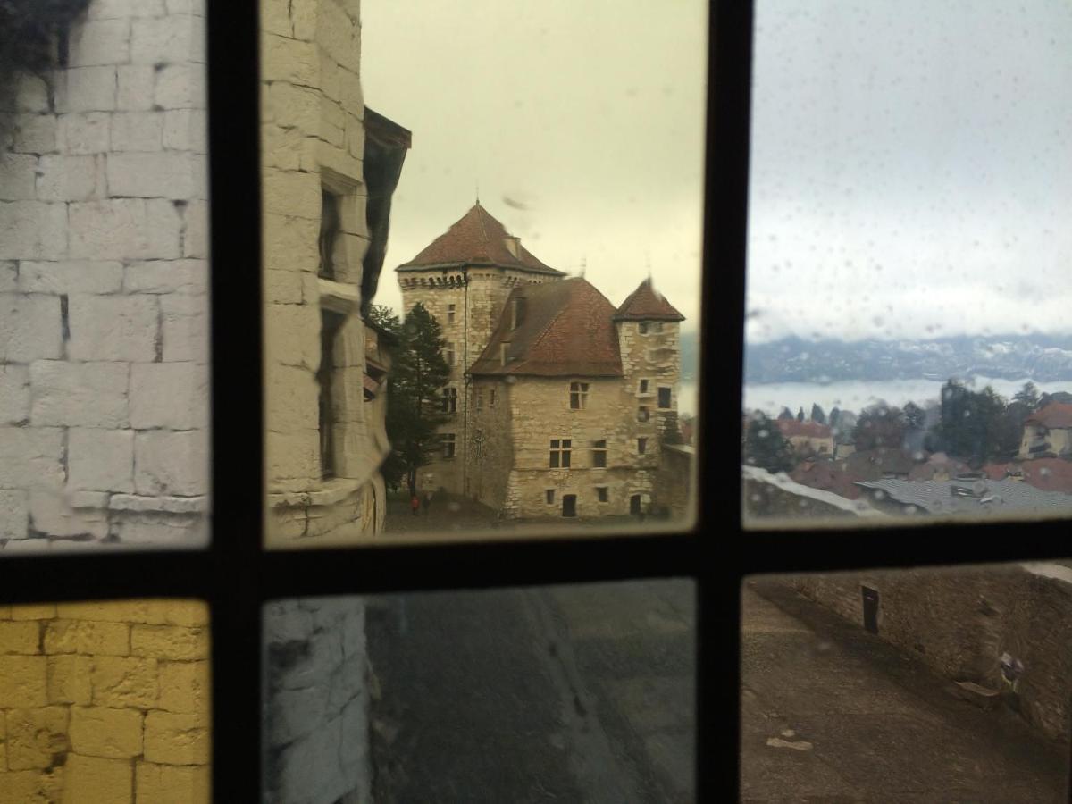 Gite Urbain Au 2Bis - Annecy Buitenkant foto