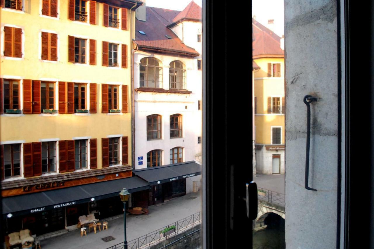 Gite Urbain Au 2Bis - Annecy Buitenkant foto